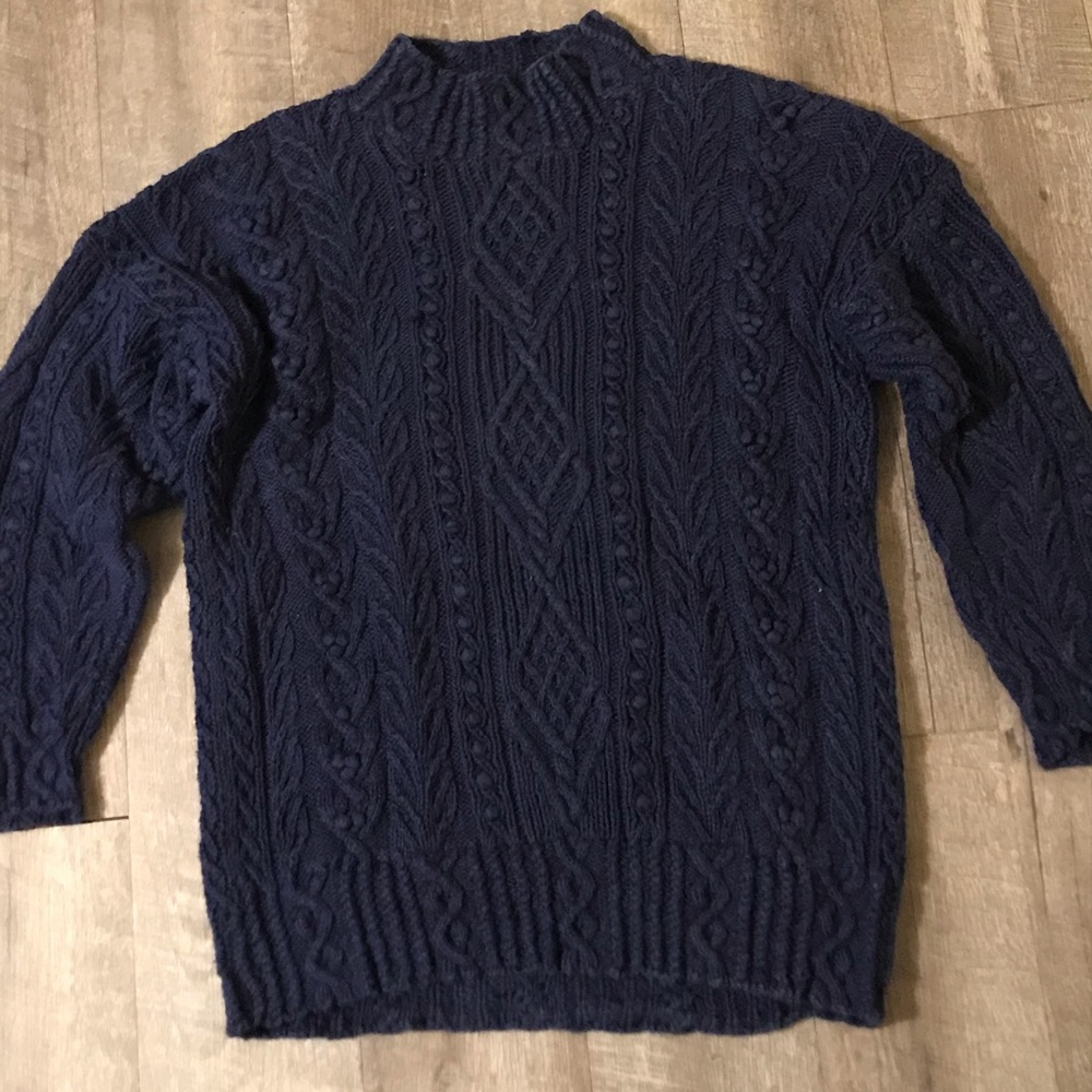 Weathervane  Sweater size Small